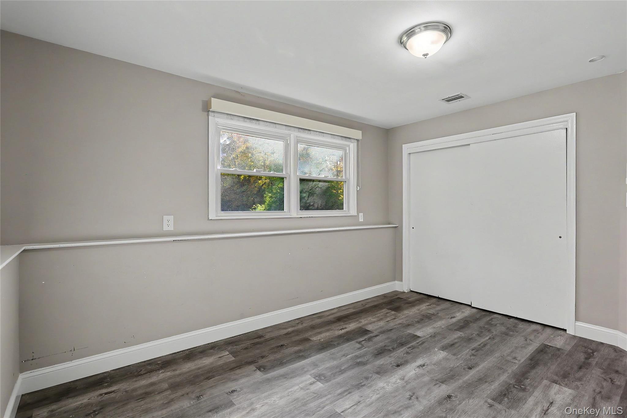 4 Earl Court – For Sale photo 12