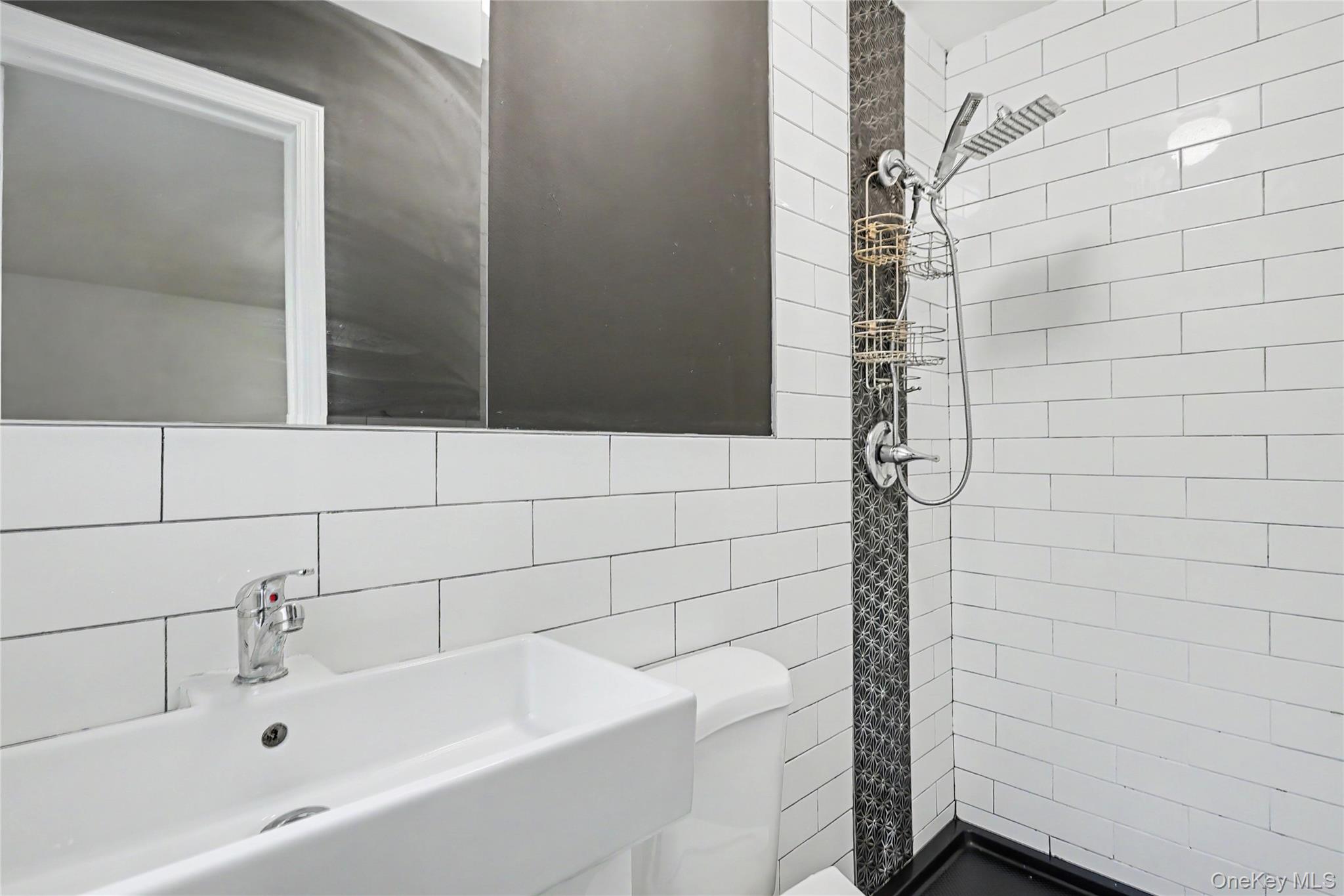 4 Earl Court – For Sale photo 9