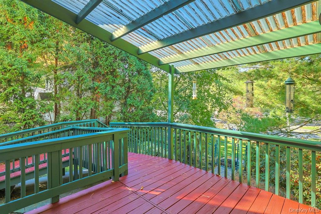 16 Locust Road – For Rent photo 22