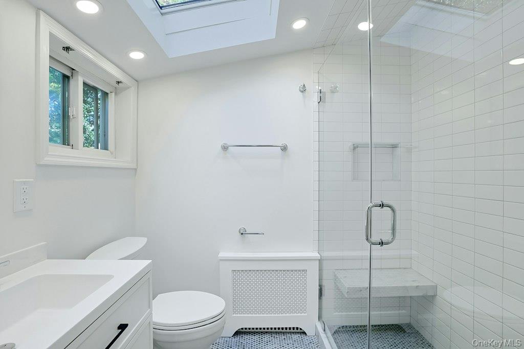 16 Locust Road – For Rent photo 19