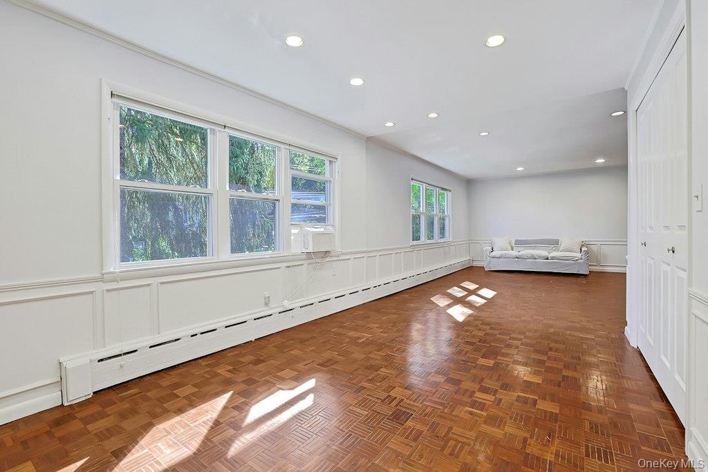 16 Locust Road – For Rent photo 28
