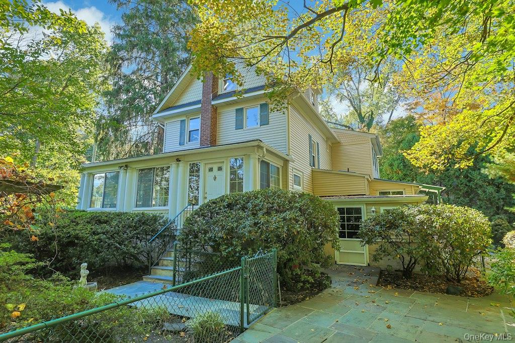 16 Locust Road – For Rent photo 38