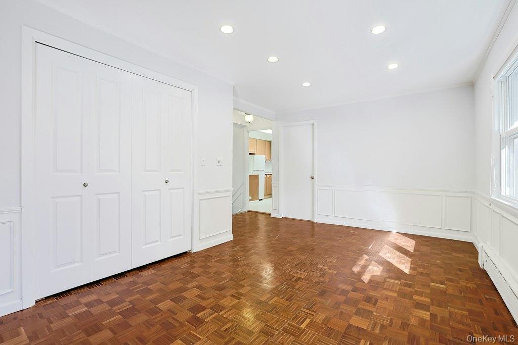 16 Locust Road – For Rent photo 32