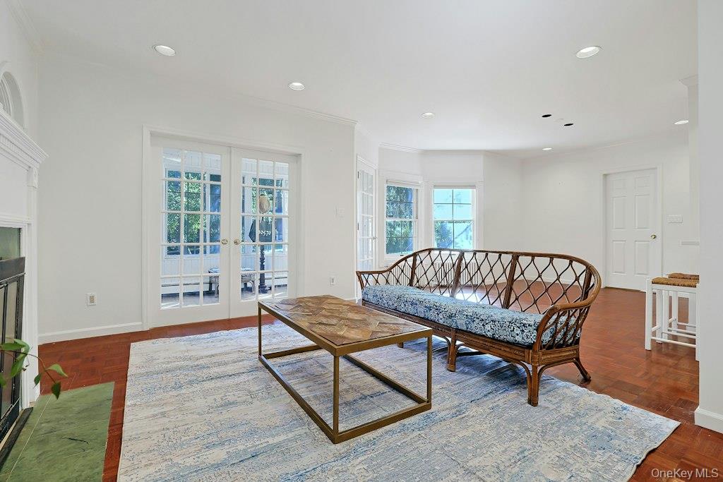 16 Locust Road – For Rent photo 8