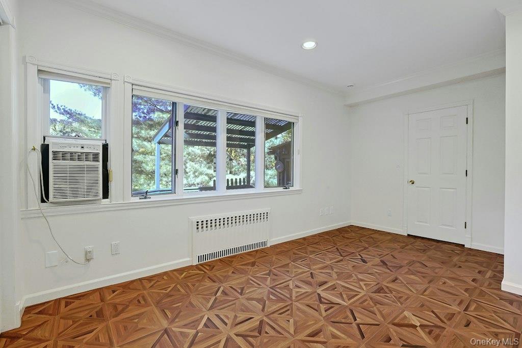 16 Locust Road – For Rent photo 27
