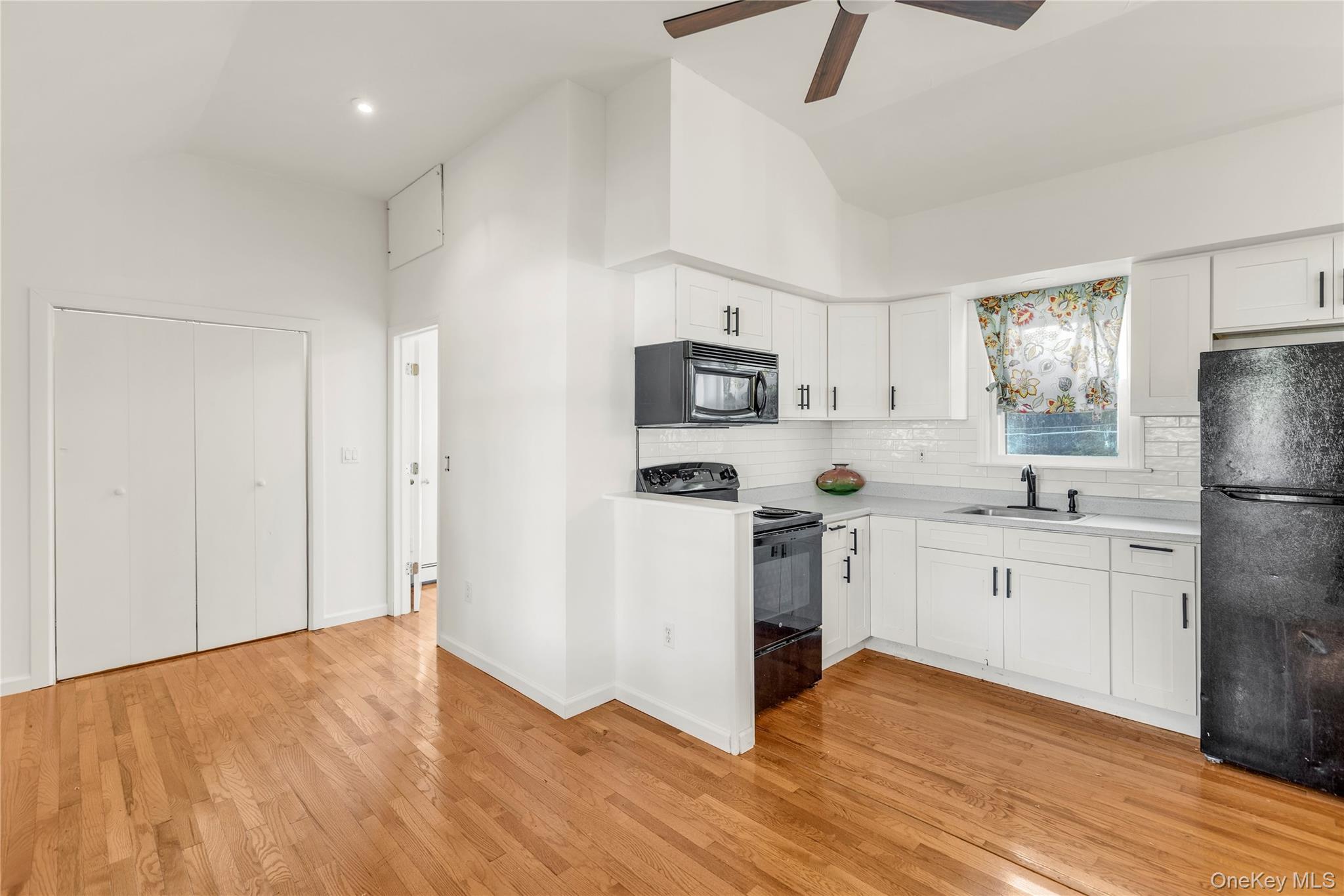 10 Mill Drive – For Sale photo 4
