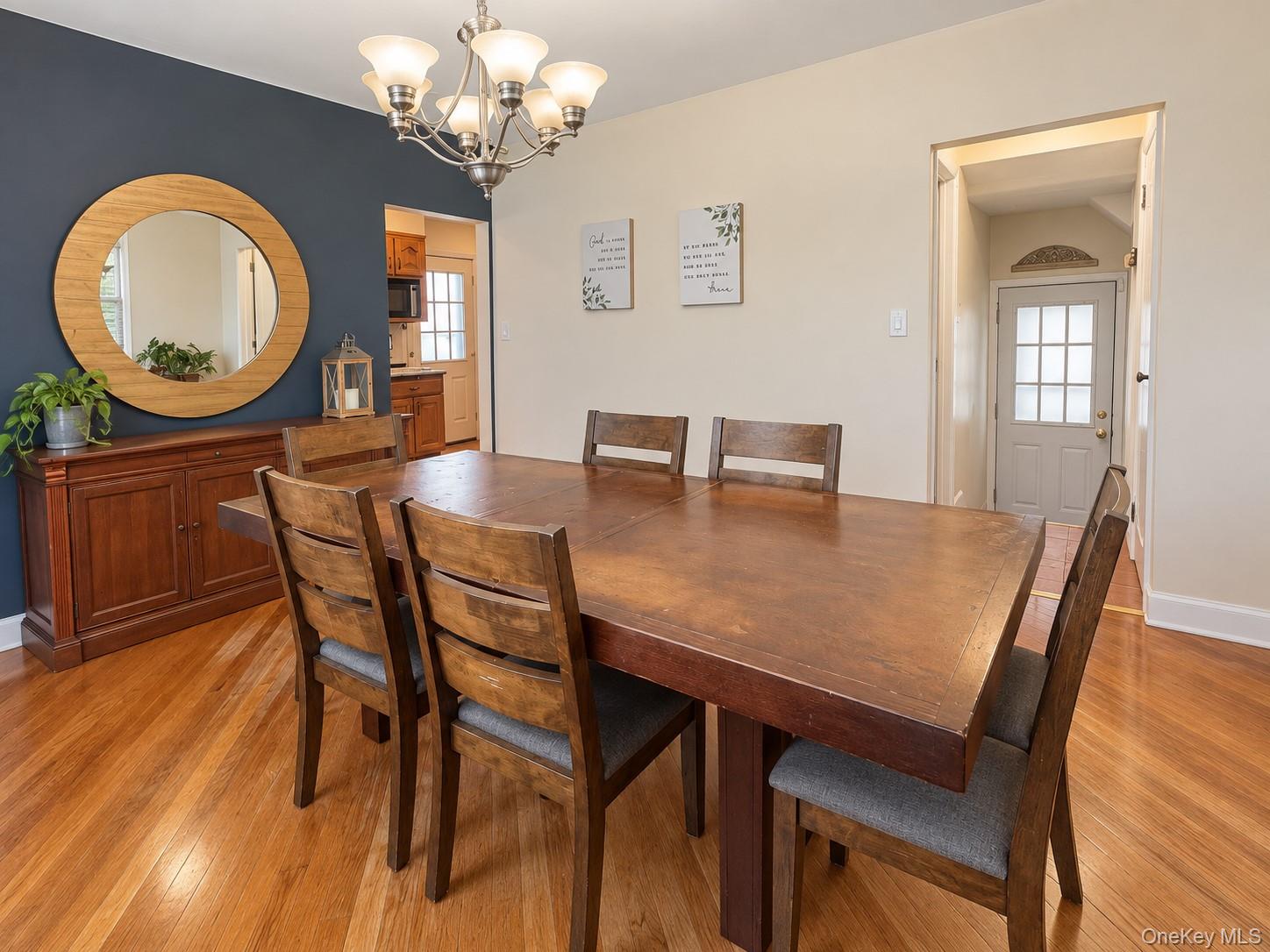 17 Kenmore Road – For Sale photo 9