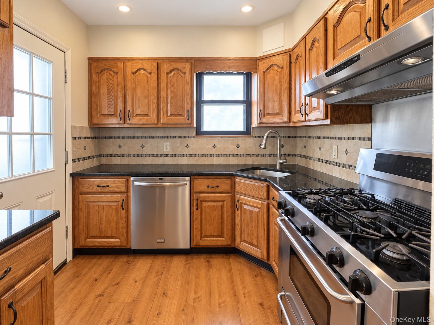 17 Kenmore Road – For Sale photo 11