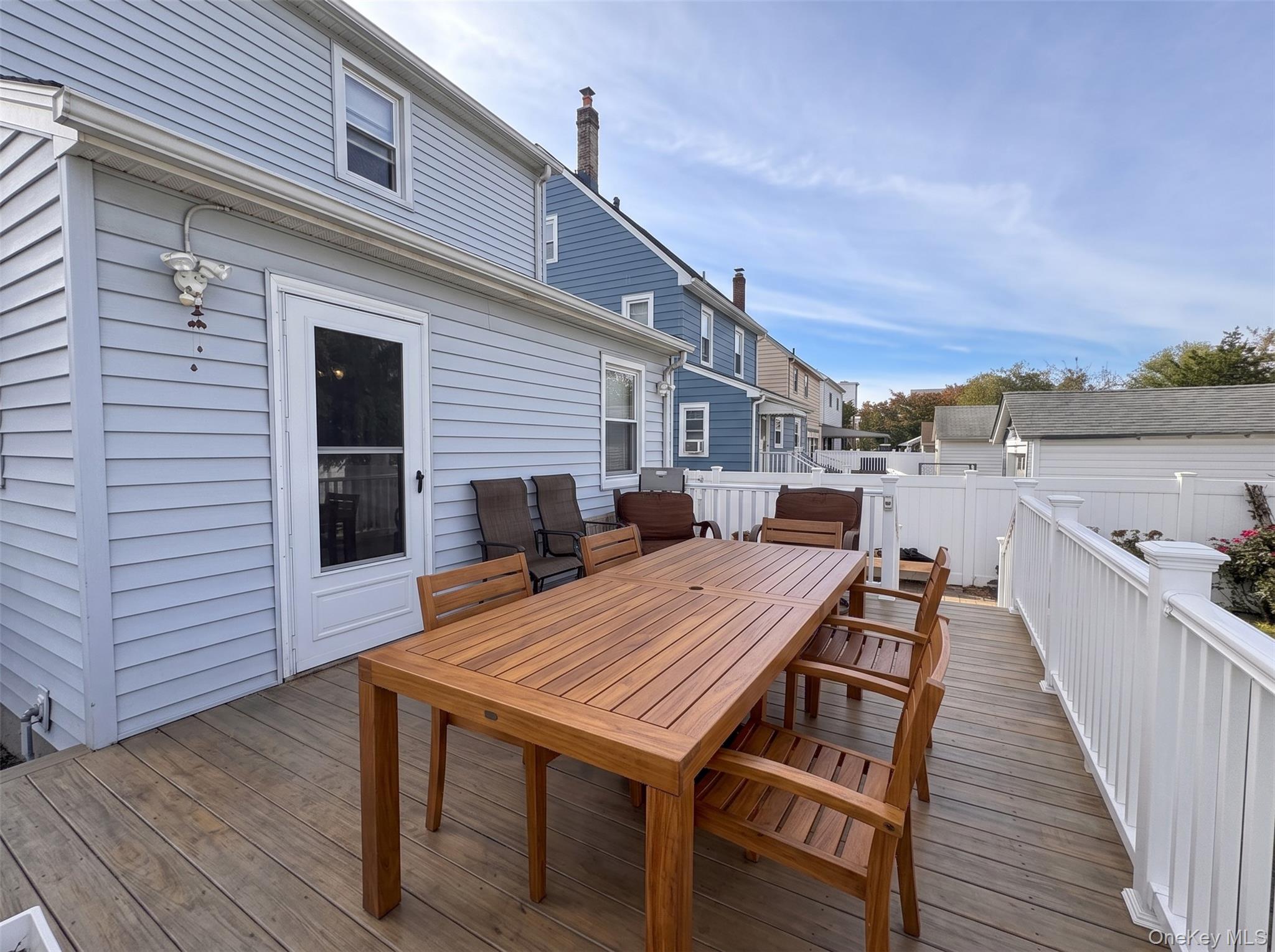 17 Kenmore Road – For Sale photo 29