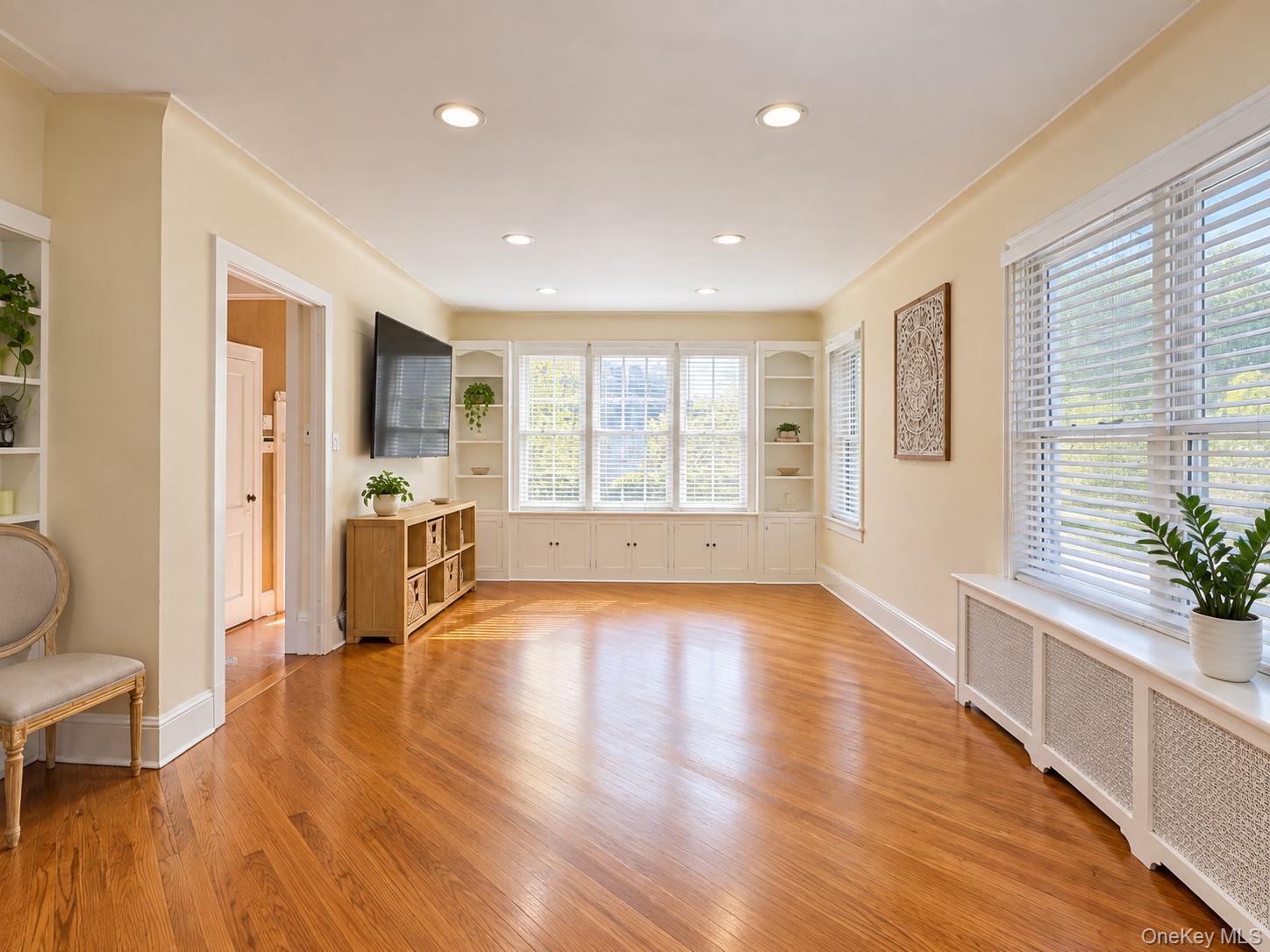 17 Kenmore Road – For Sale photo 6