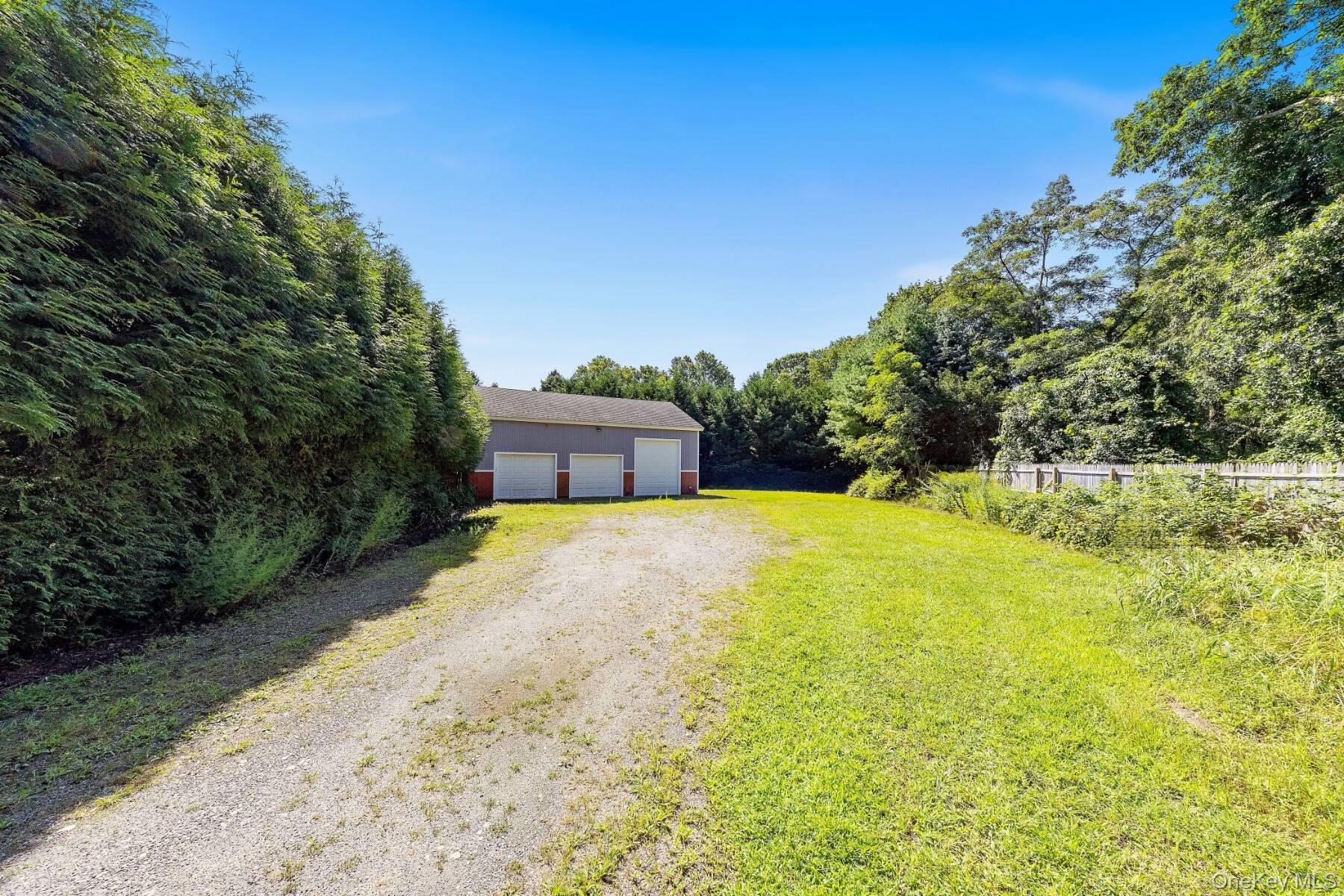 117 Montauk Highway – For Sale photo 4