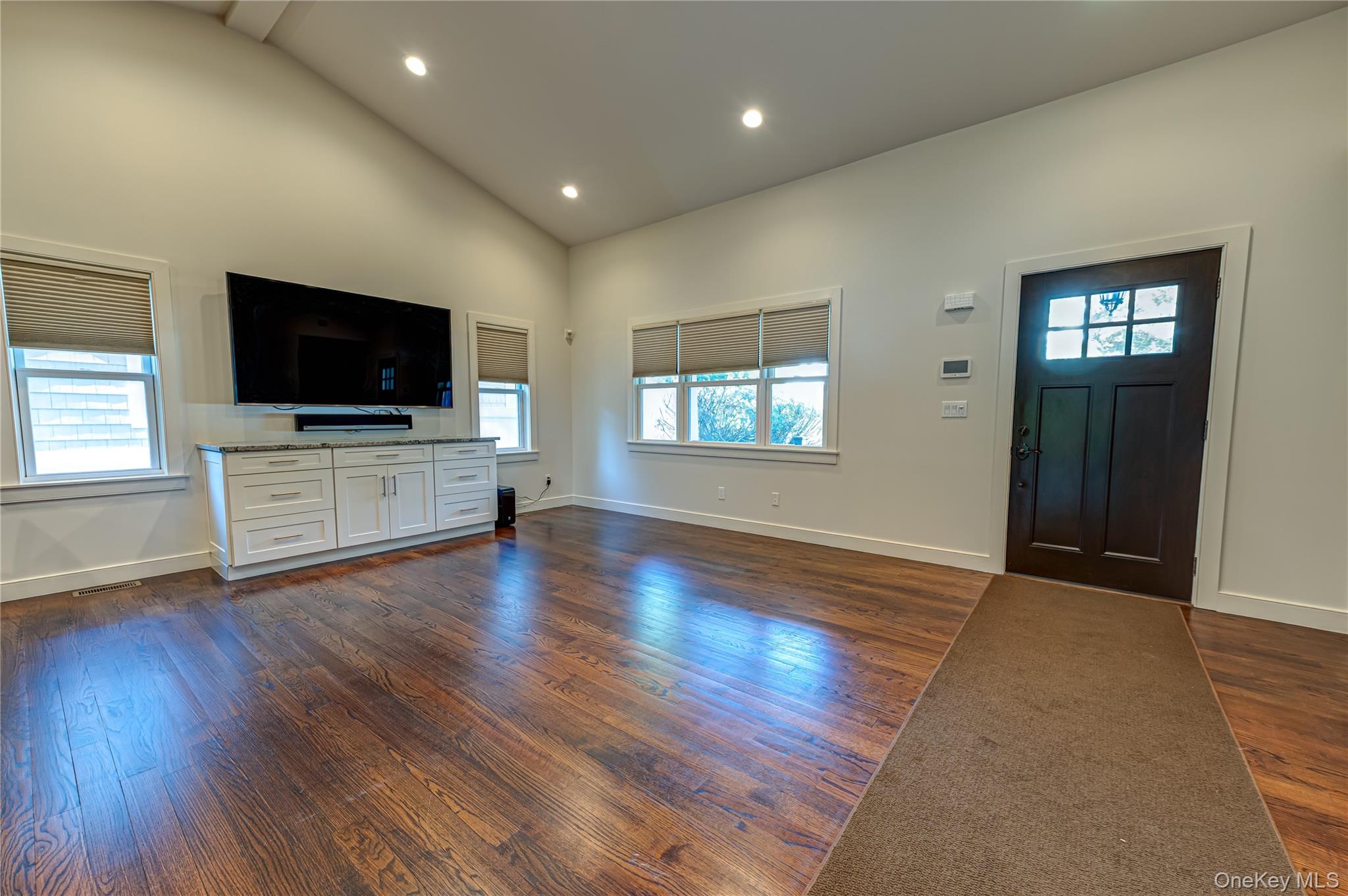40 Edgar Court – For Sale photo 3
