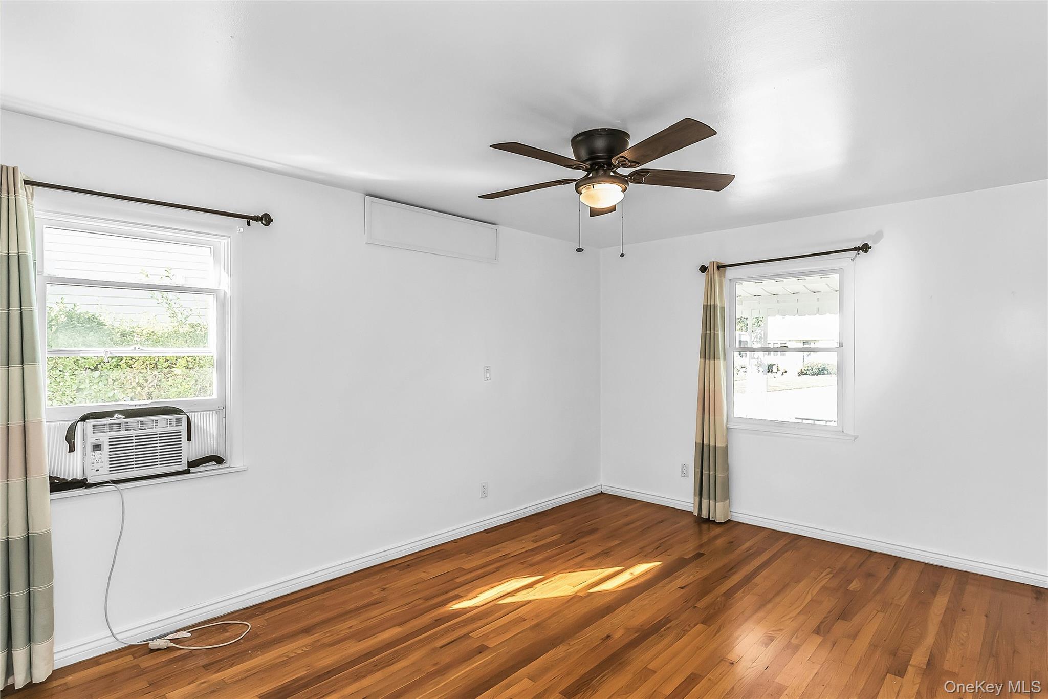 54 Camden Place – For Sale photo 17