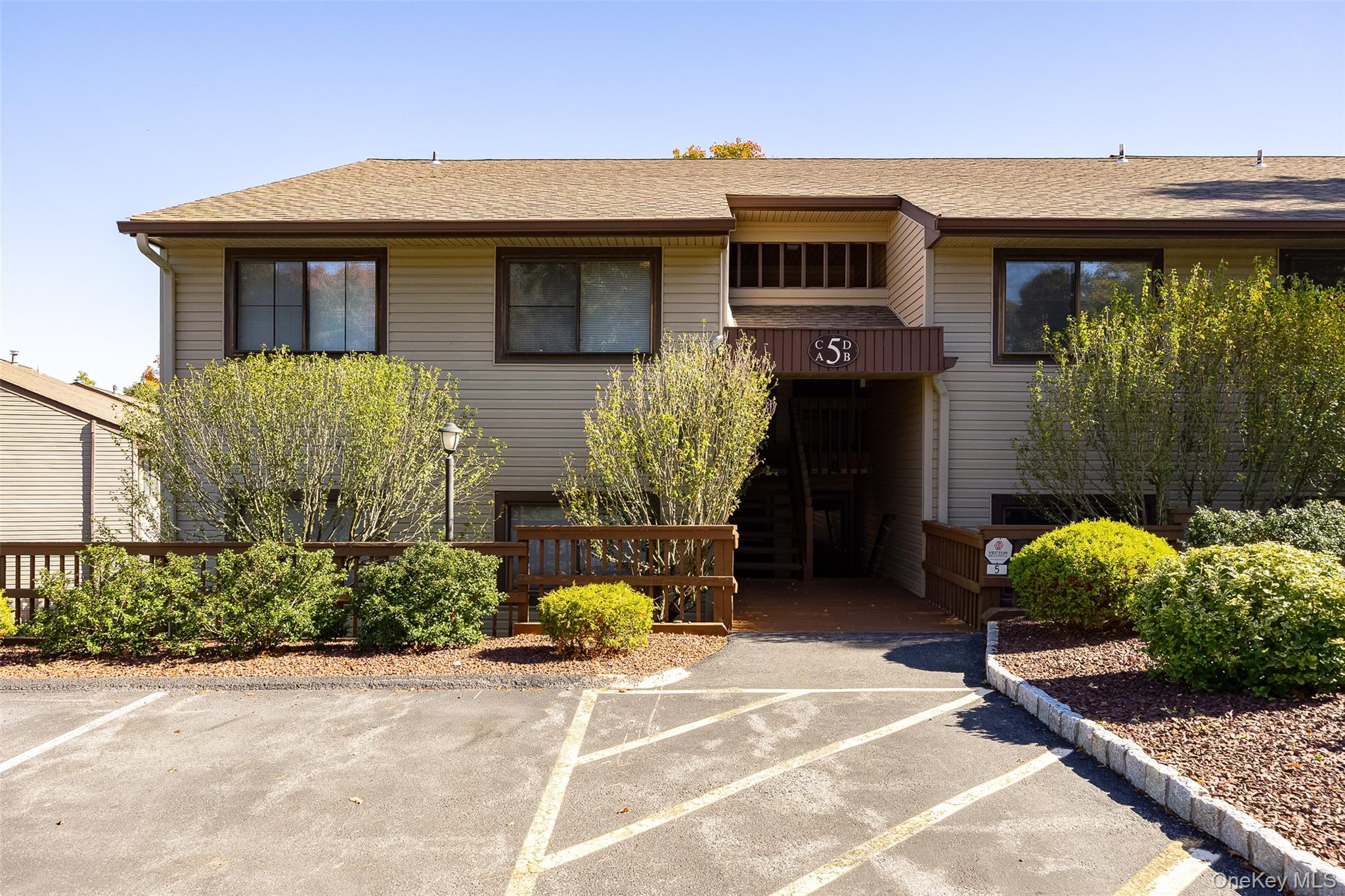 5 Downing Place, Unit D