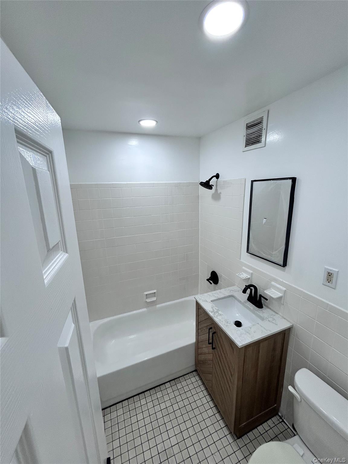 1169 Greene Avenue, Unit 2 photo 16