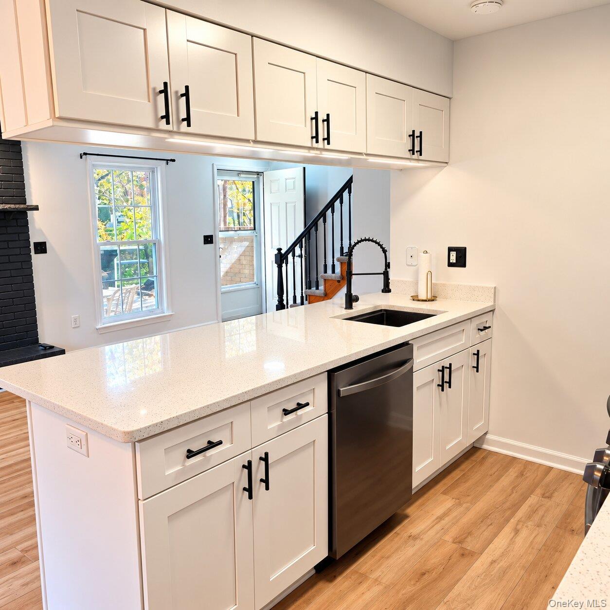 94 94 Homestead Village Drive – For Rent photo 6