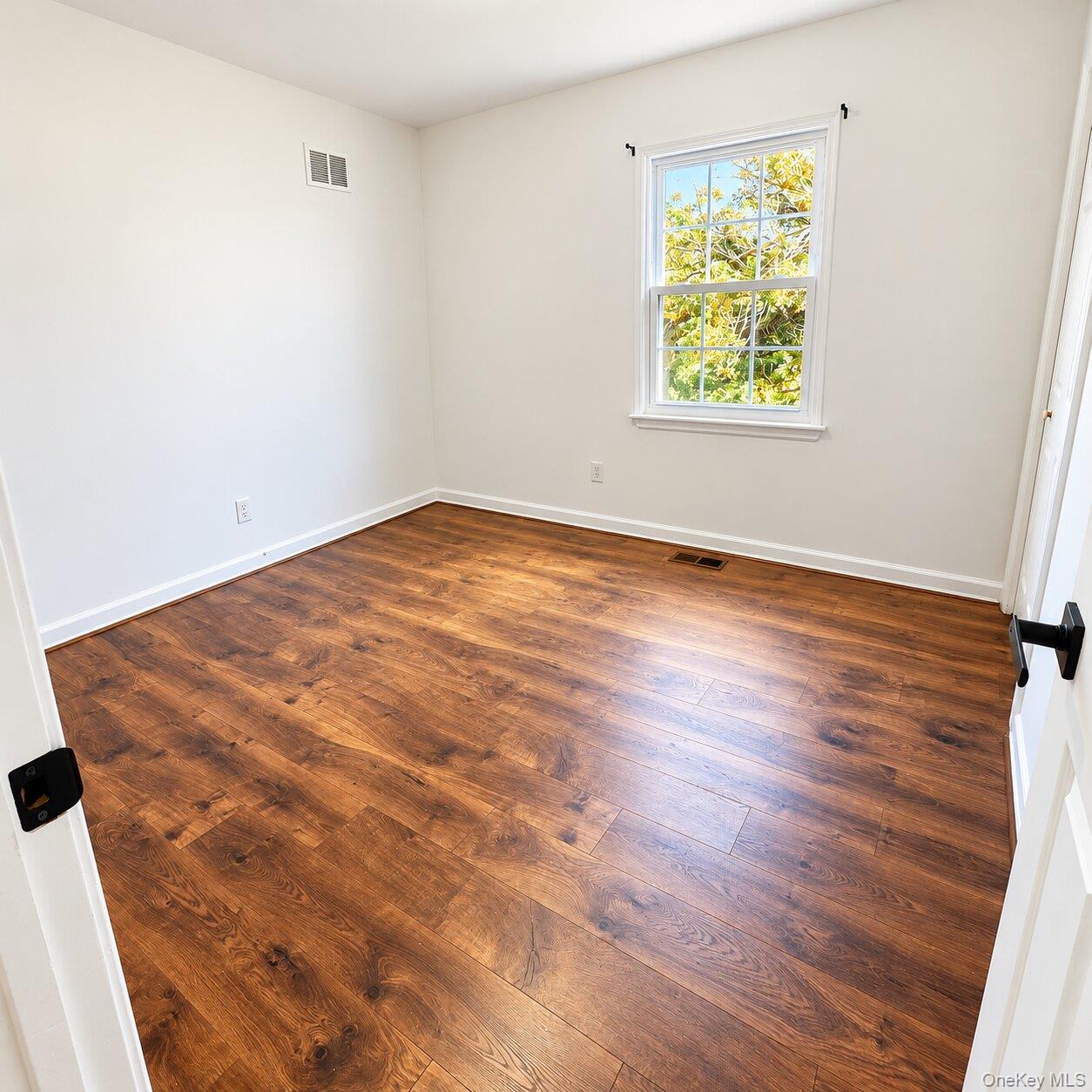 94 94 Homestead Village Drive – For Rent photo 10