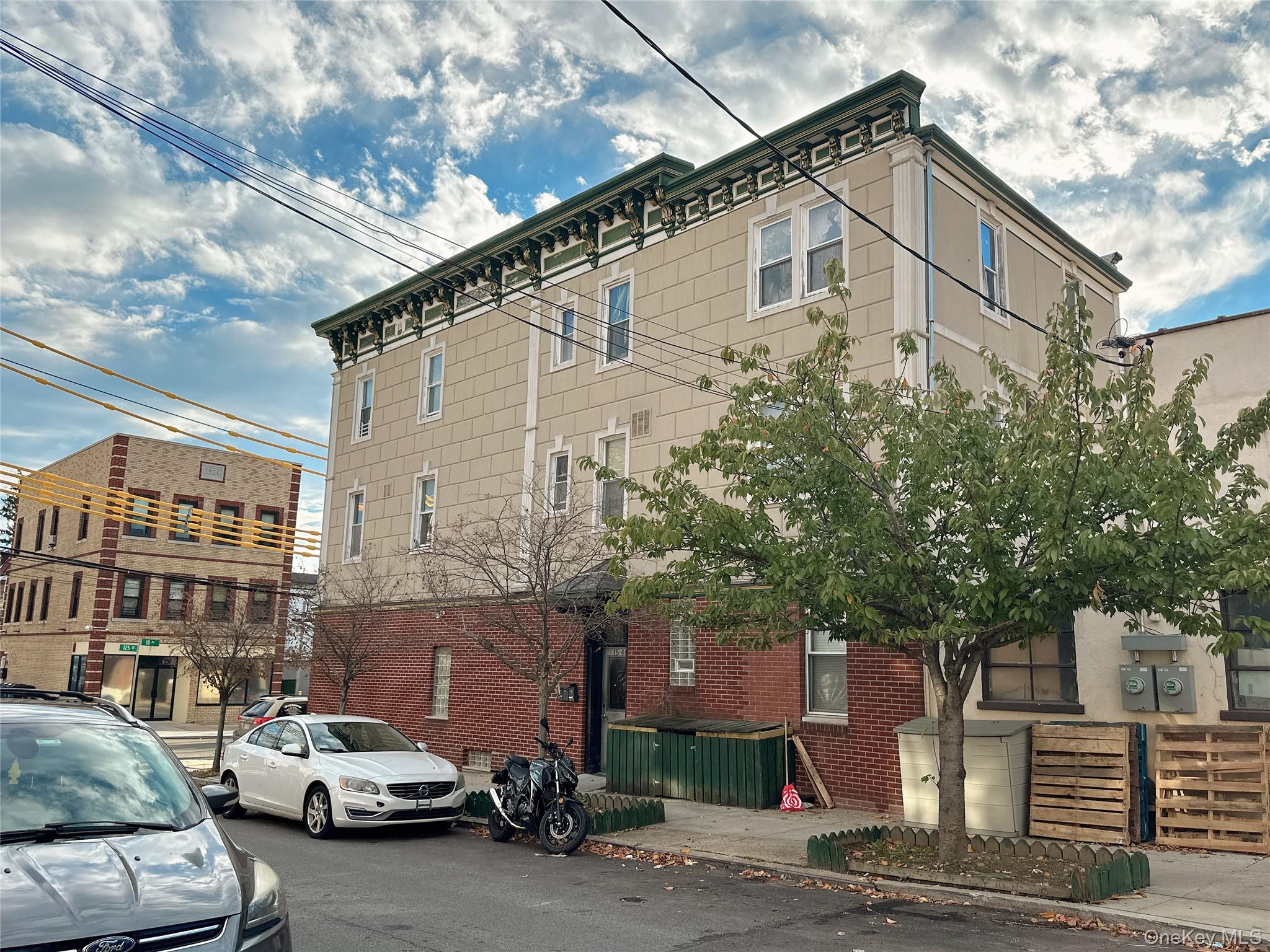 15-46 125th Street – For Sale photo 2