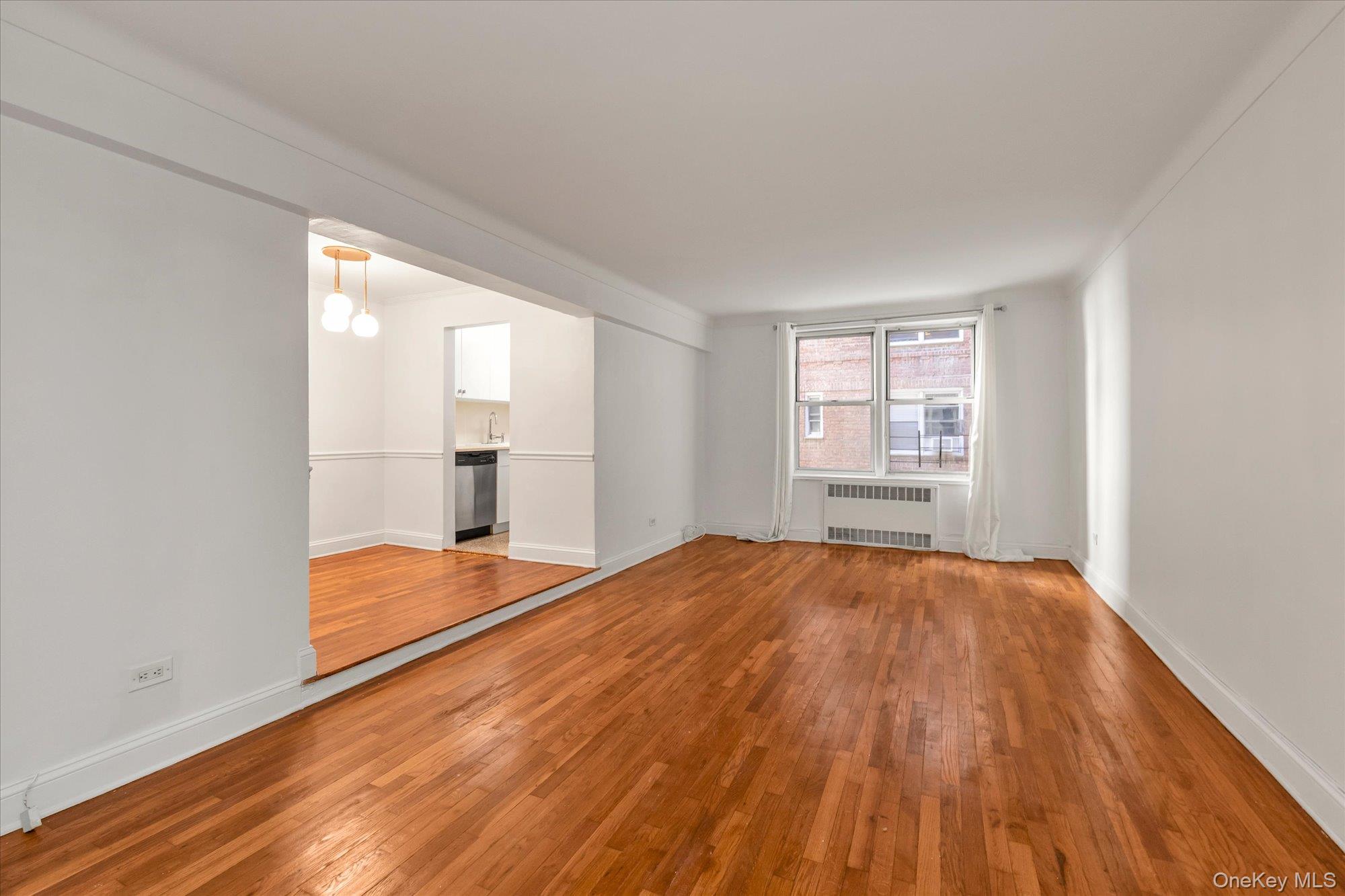 67-12 Yellowstone Boulevard, Unit B15 photo 19
