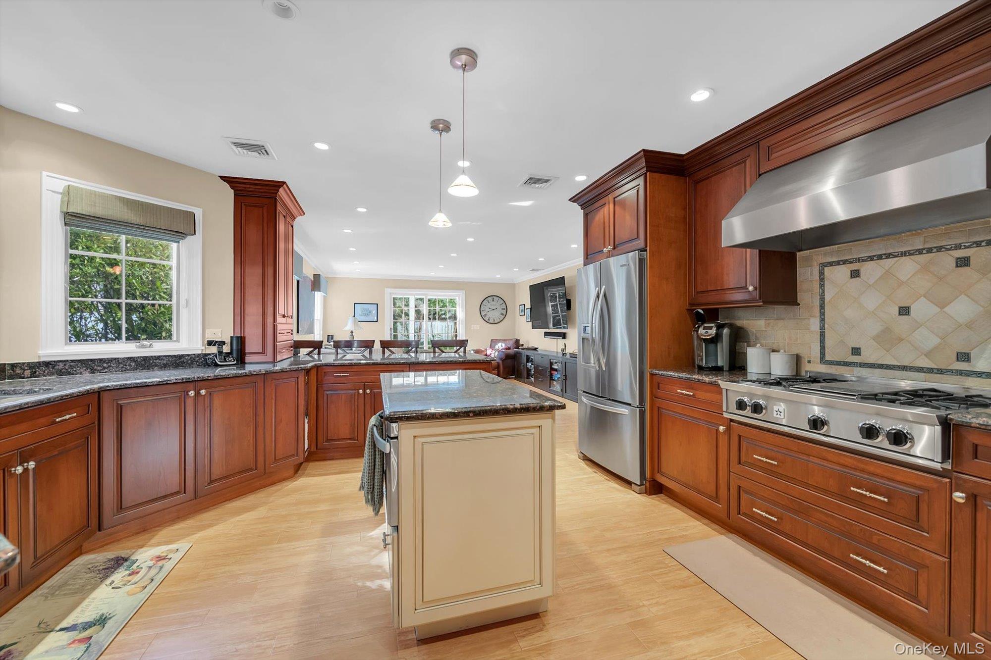 53 Murdock Road – For Sale photo 9