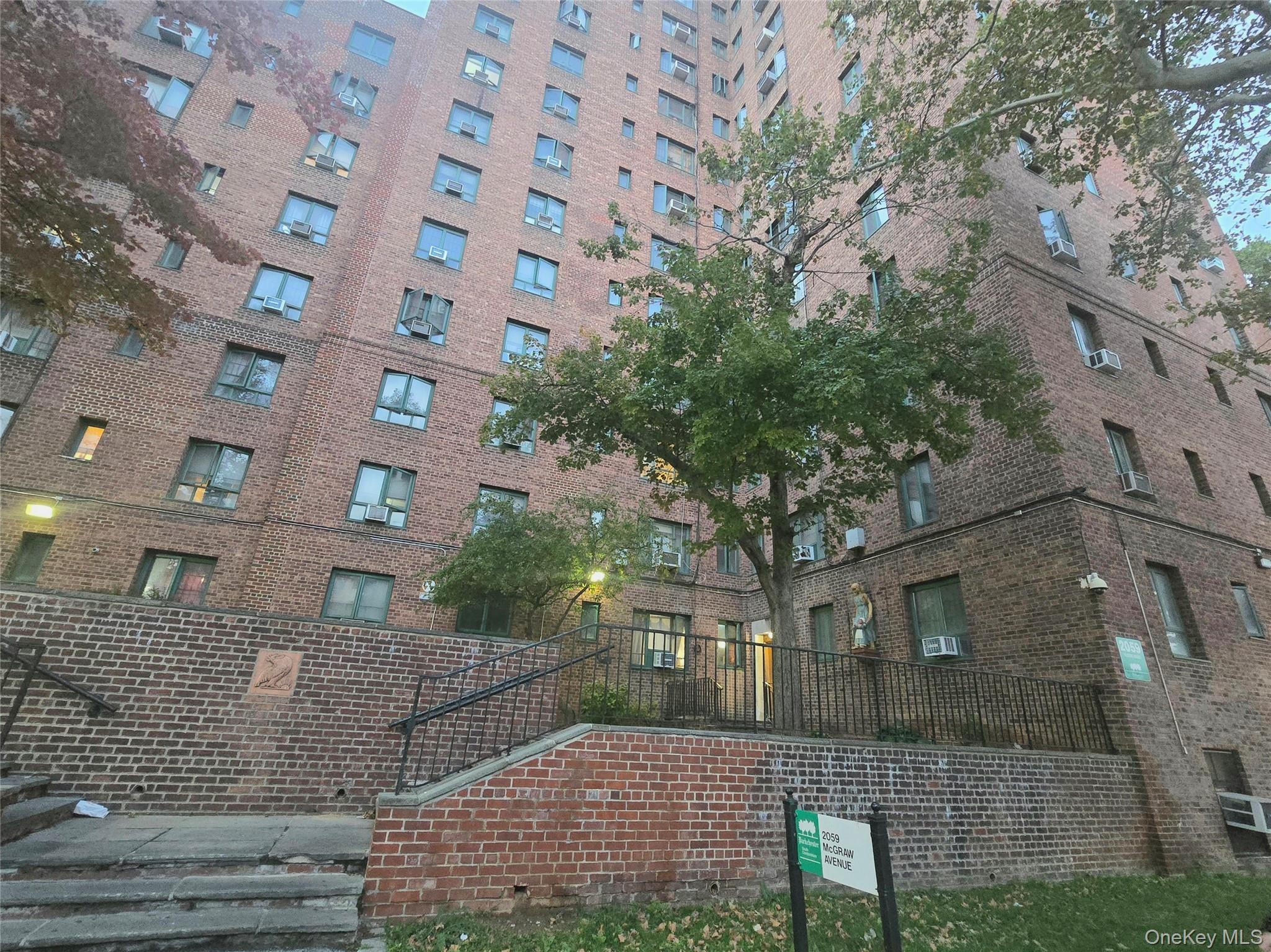 2059 Mcgraw Avenue, Unit 5C
