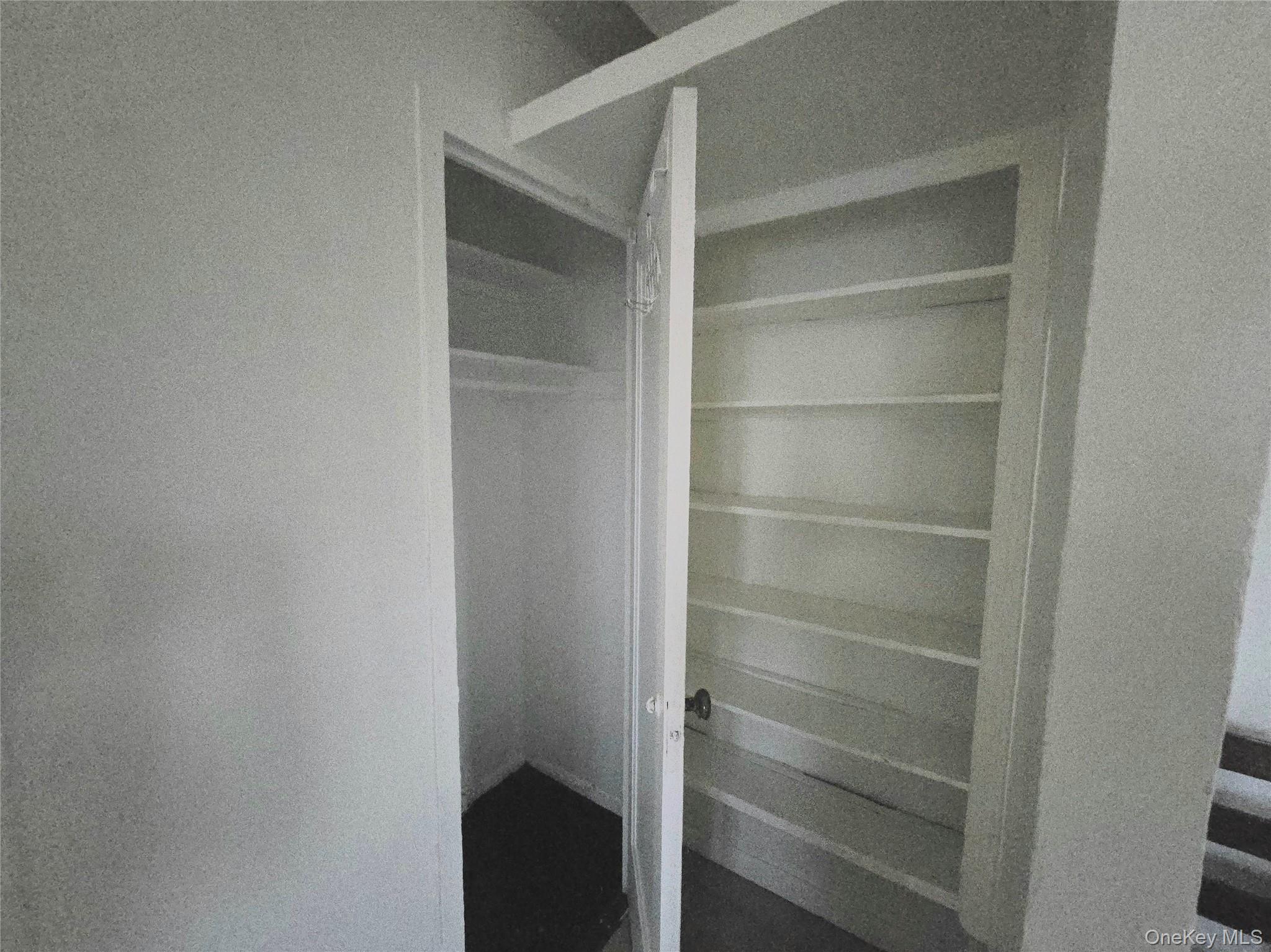 2059 Mcgraw Avenue, Unit 5C photo 9