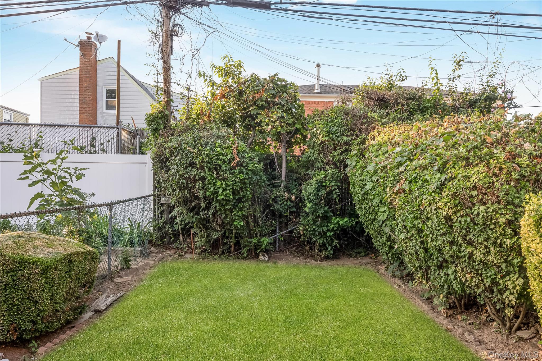 22533 Murdock Avenue – For Sale photo 21