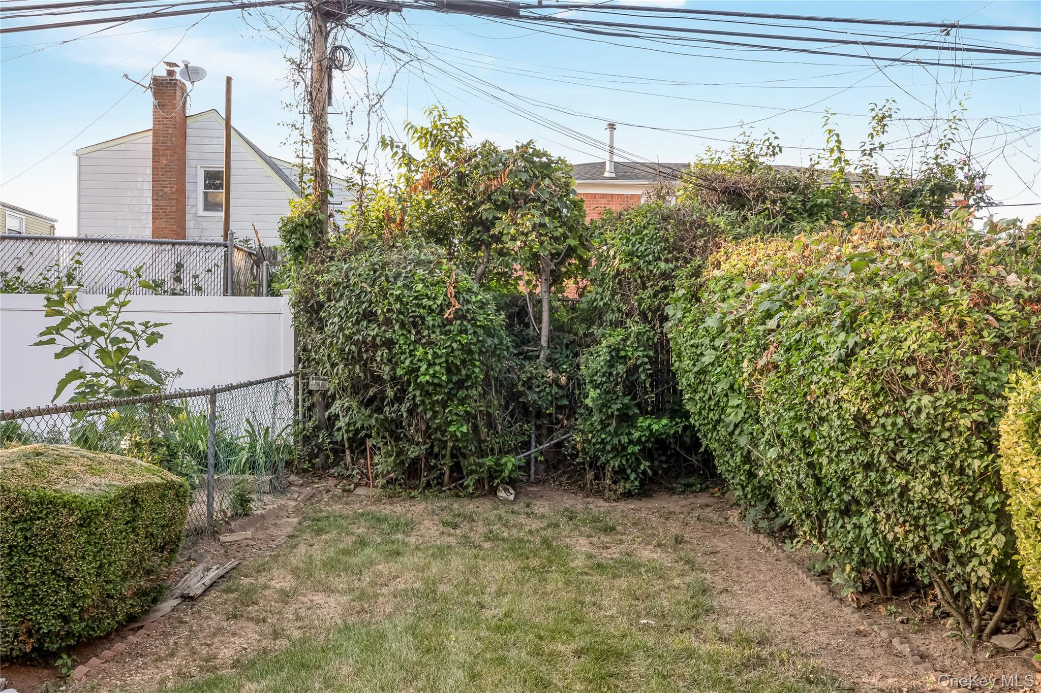 22533 Murdock Avenue – For Sale photo 20