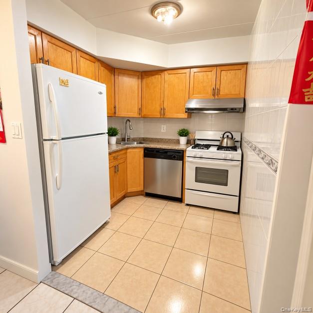 139-35 35th Avenue, Unit 4C photo 4