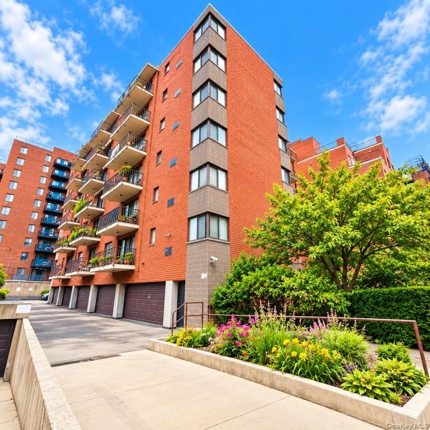 139-35 35th Avenue, Unit 4C photo 14