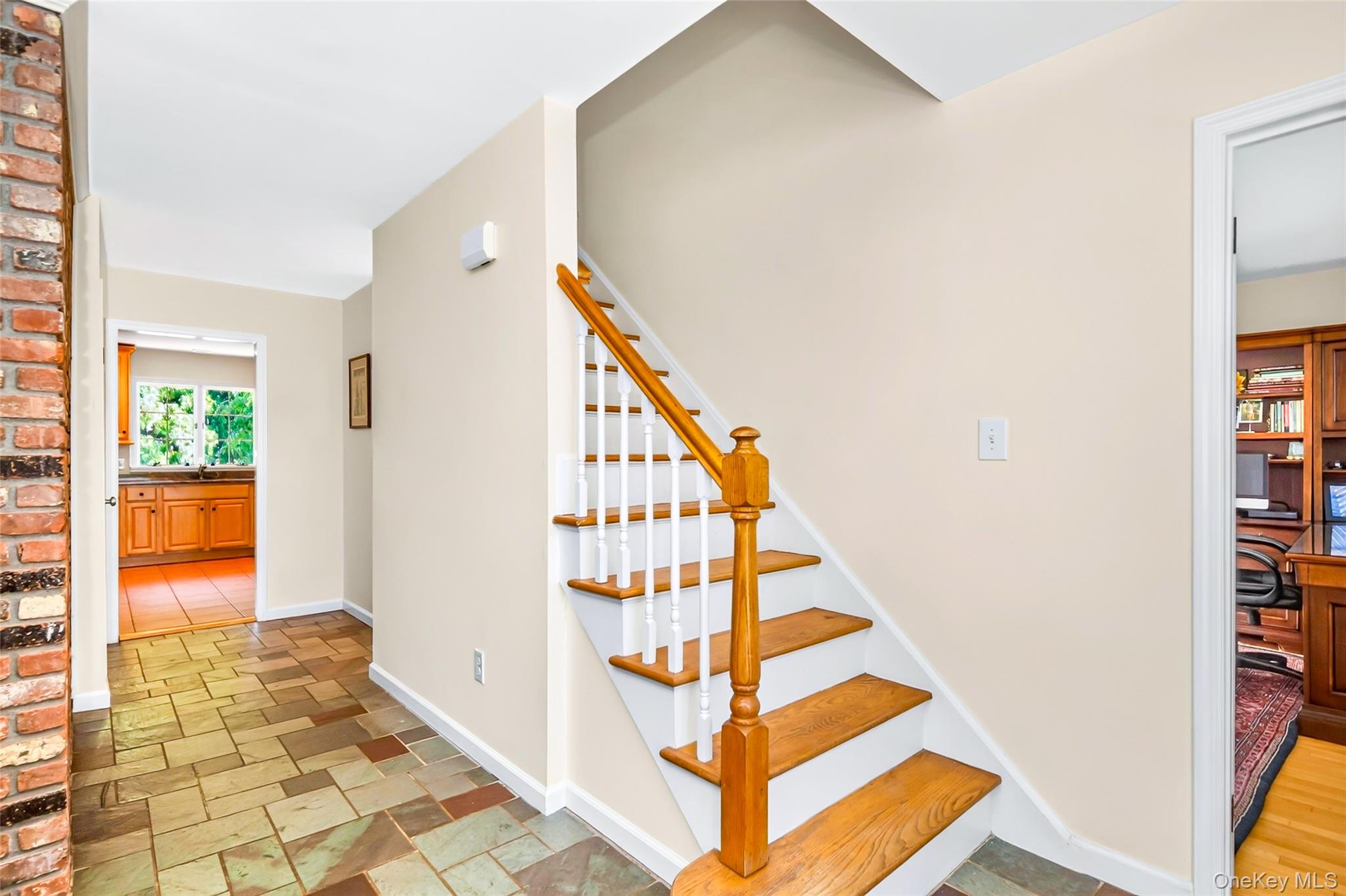 32 Aberdeen Lane – For Sale photo 9