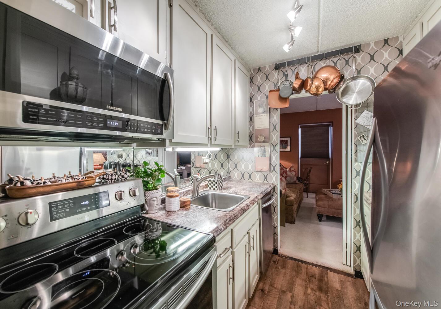 160 Academy Street, Unit 10G photo 16