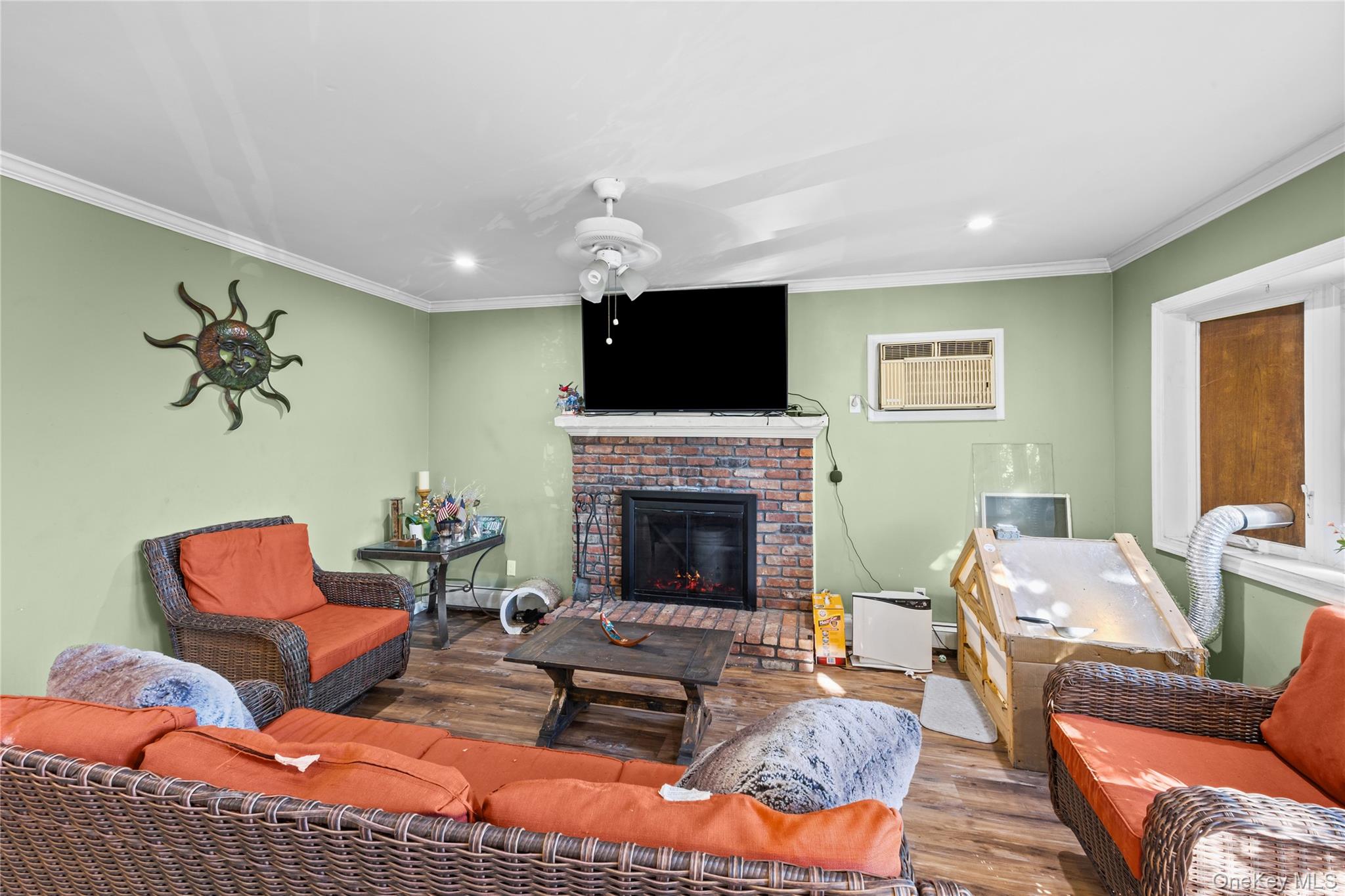 39 Willow Road – For Sale photo 4