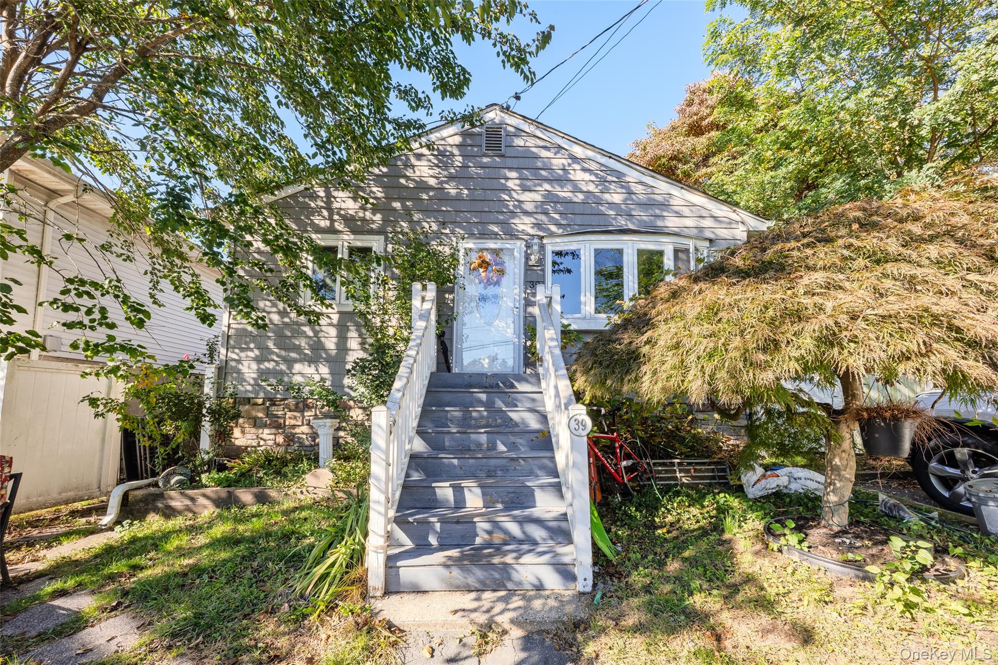 39 Willow Road – For Sale