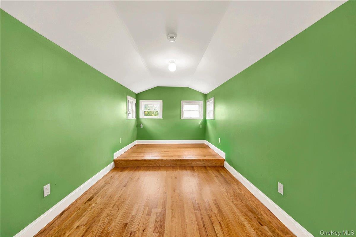 8 Soundview Terrace, Unit 8 photo 9