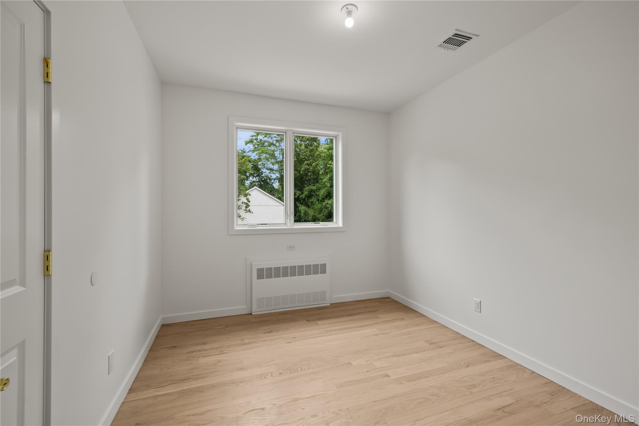 41 Saddle River Road, Unit 202 photo 28