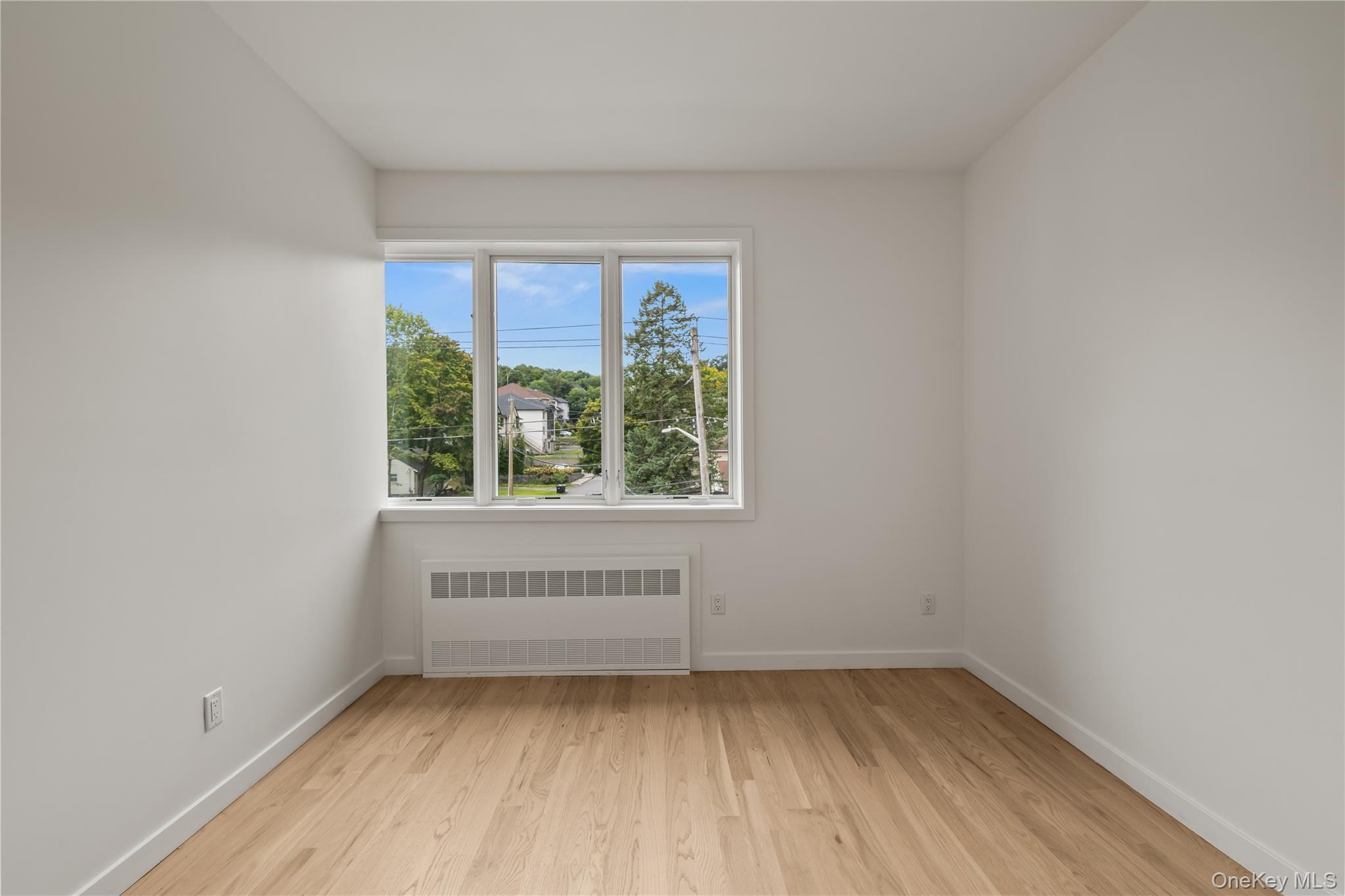 41 Saddle River Road, Unit 202 photo 31
