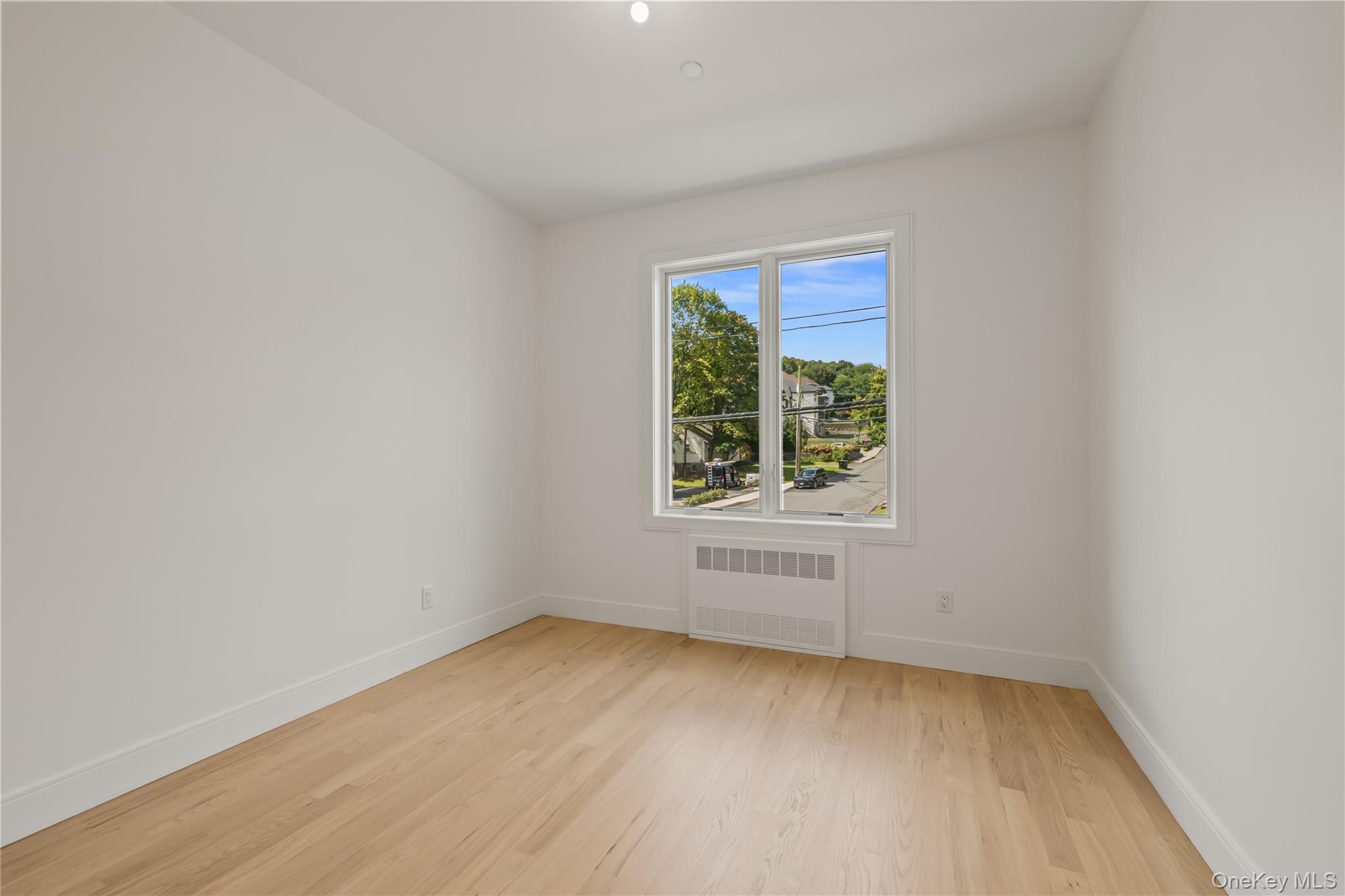 41 Saddle River Road, Unit 202 photo 8
