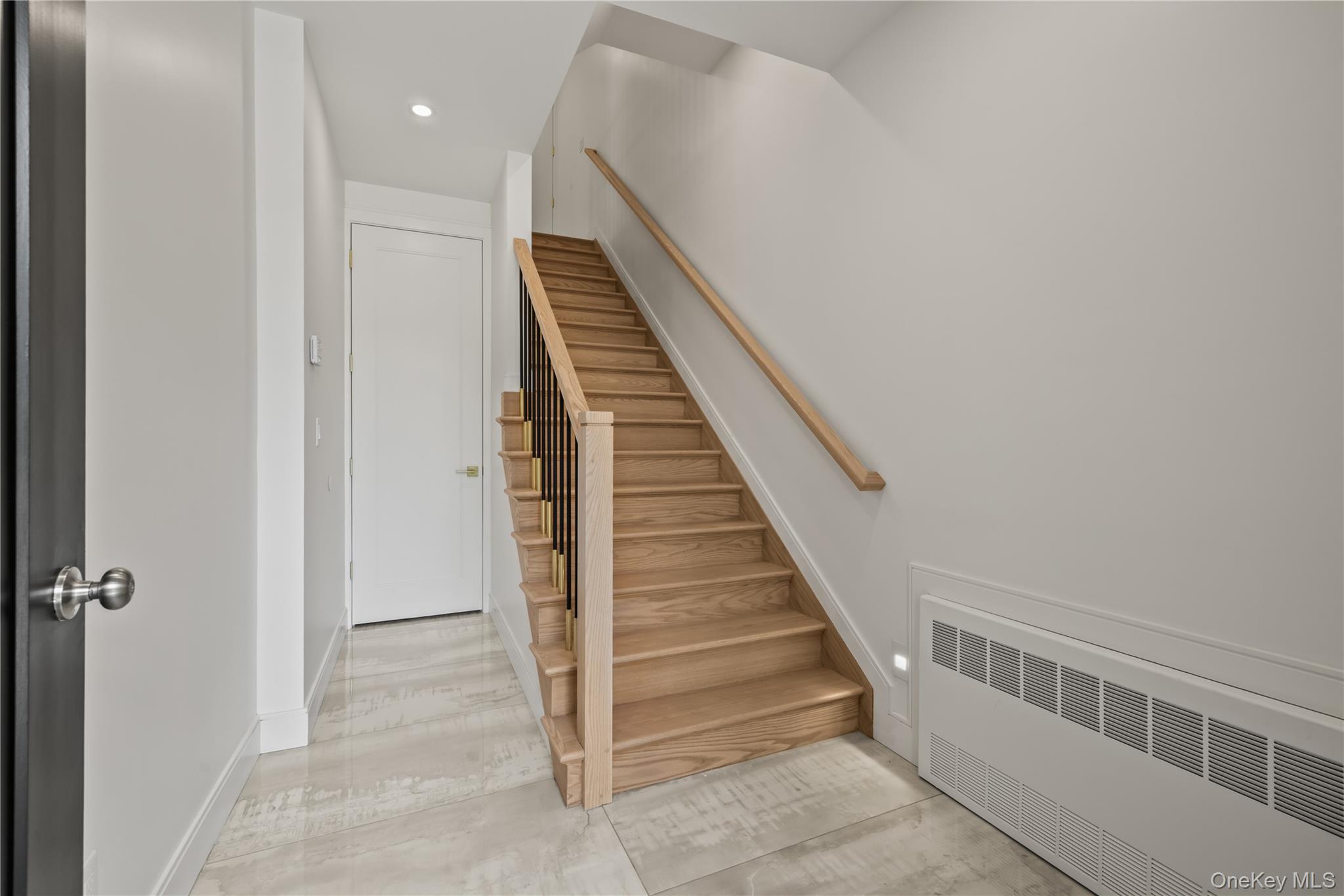 41 Saddle River Road, Unit 202 photo 5
