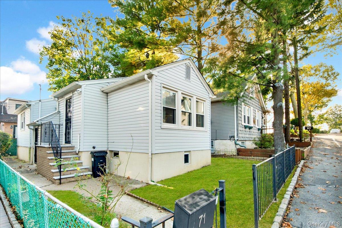71 Balsam Place, Unit 71 photo 16