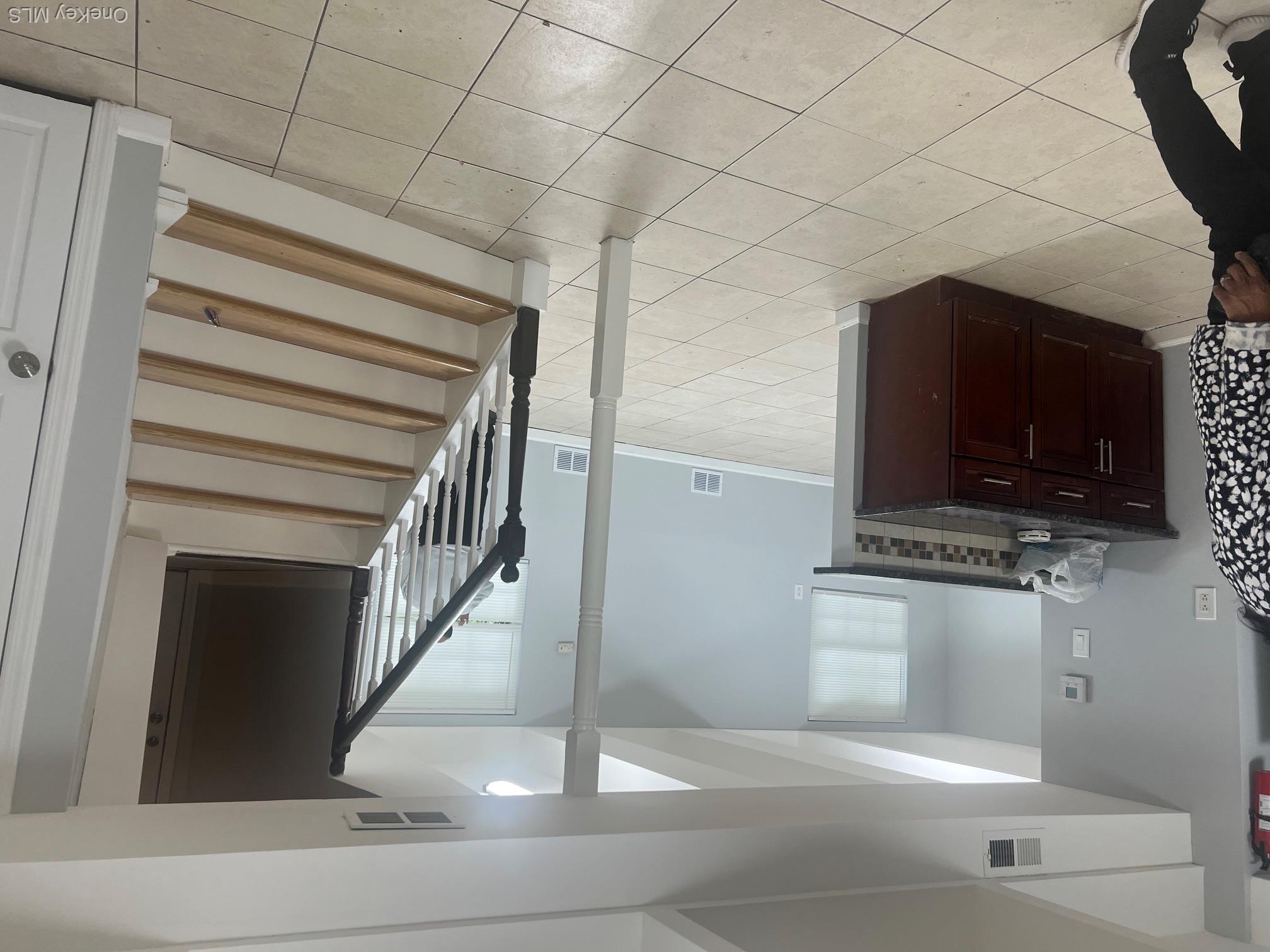 291 Old Town Road – For Rent photo 3