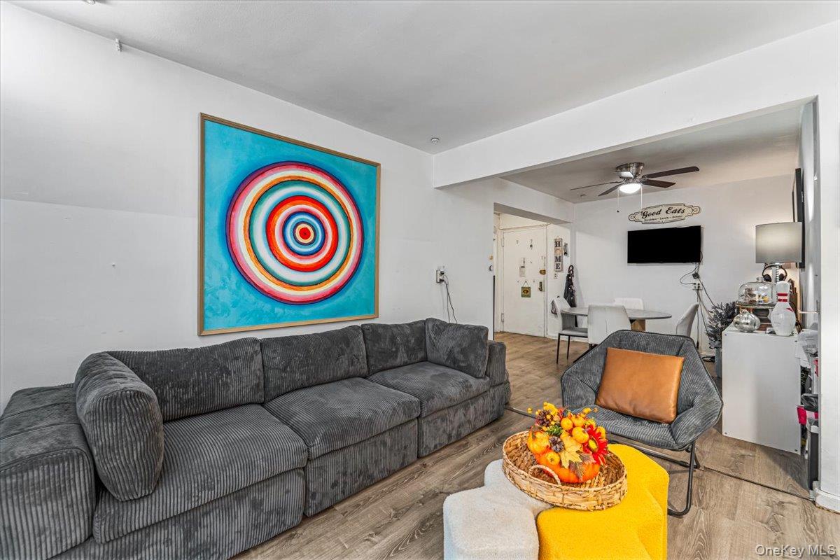 33-25 90 Street, Unit 1G photo 13