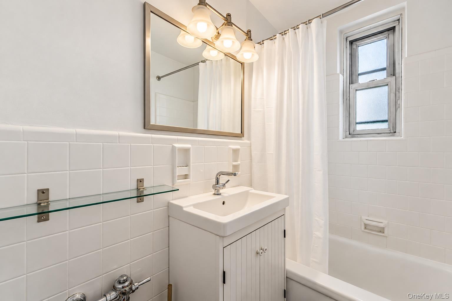 33-25 90 Street, Unit 1G photo 10