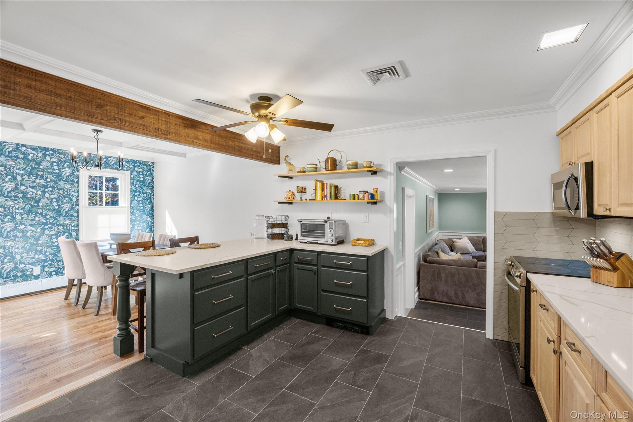 96 Stephen Drive – For Sale photo 14