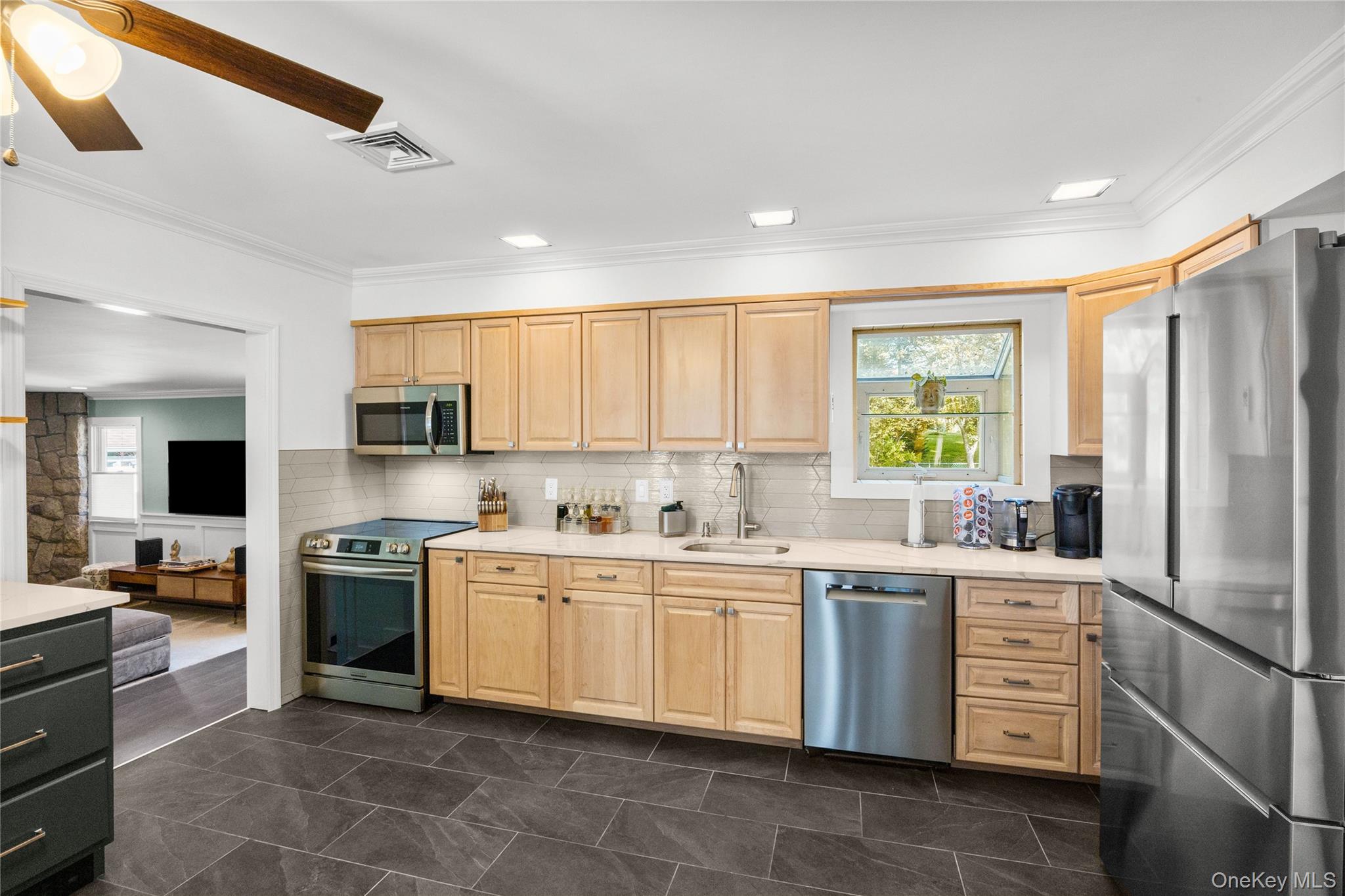 96 Stephen Drive – For Sale photo 15