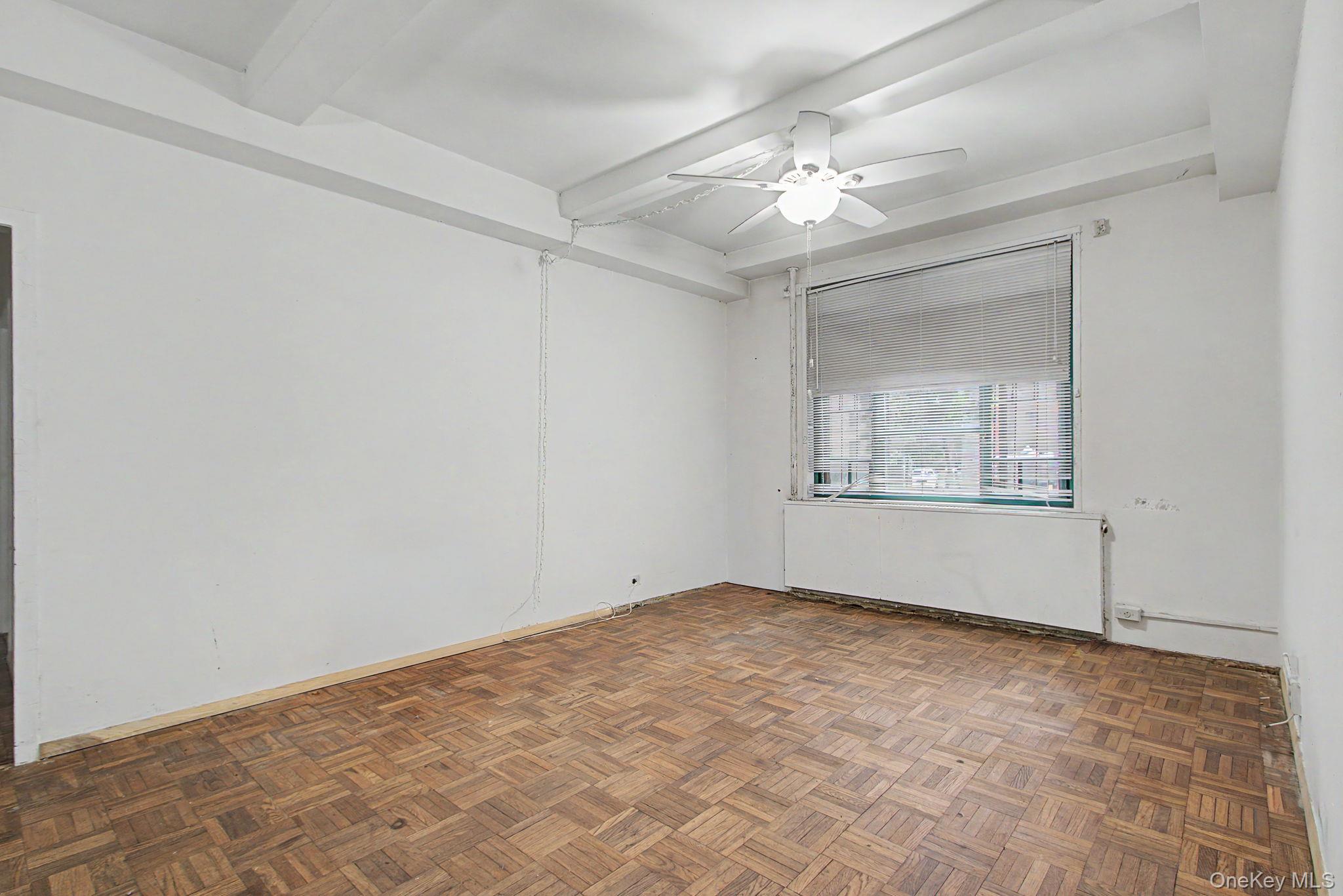2100 Tremont Avenue, Unit MC photo 6
