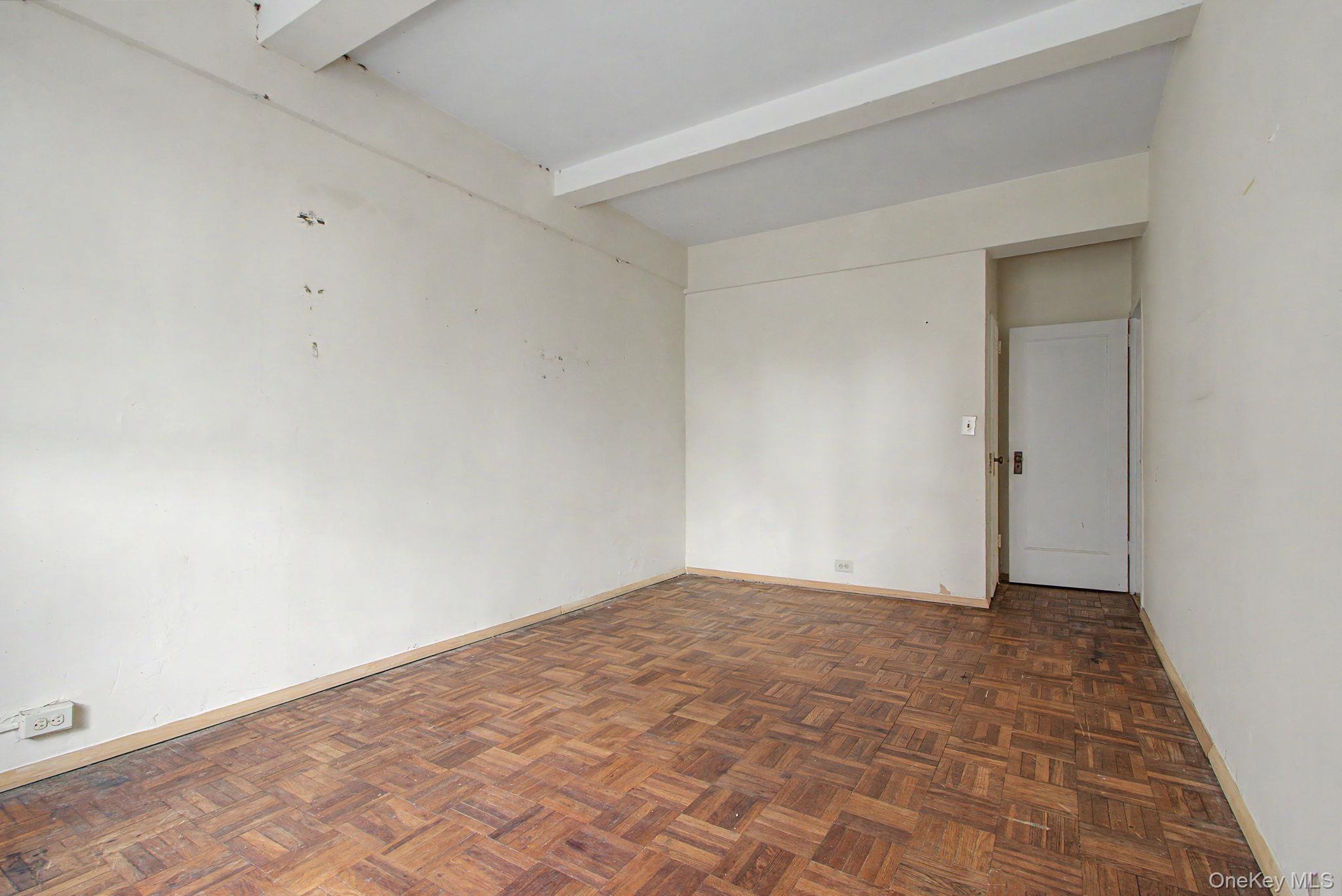 2100 Tremont Avenue, Unit MC photo 14