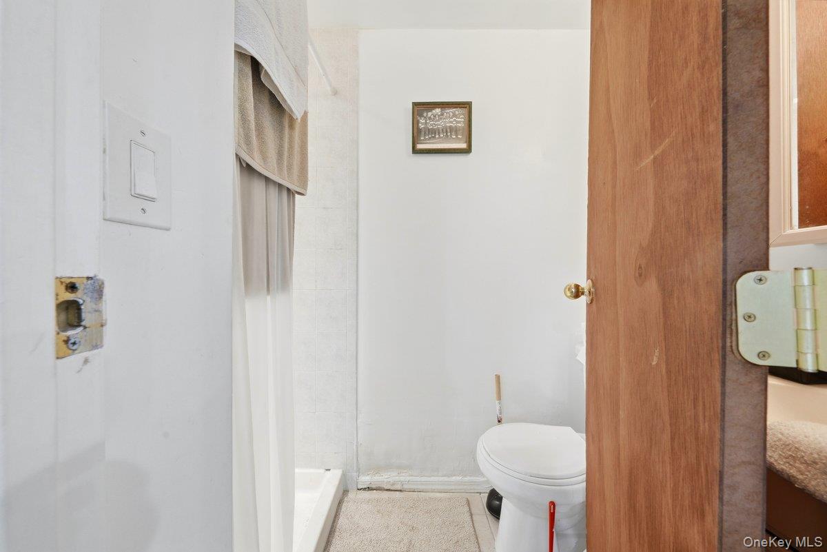 6121 Huxley Avenue – For Sale photo 27