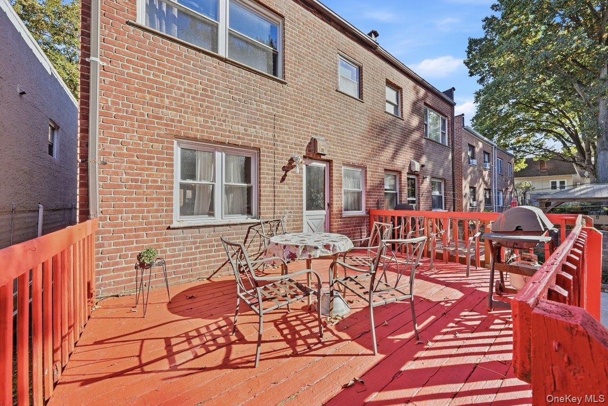 6121 Huxley Avenue – For Sale photo 29