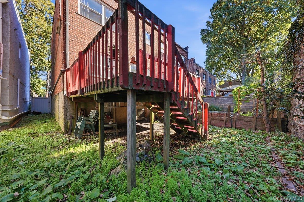 6121 Huxley Avenue – For Sale photo 30